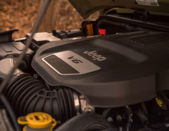 Sob o capô Jeep Wrangler "Geiger-Willys" (JK) '2017