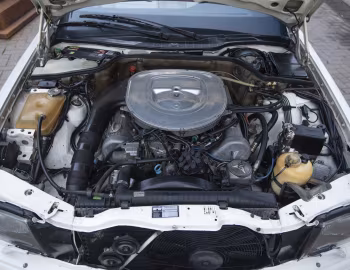 Bajo el capó Gemballa Mercedes-Benz 500 SEC Widebody (C126)