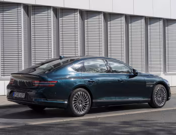 Genesis Electrified G80 [Worldwide] (RG3) '2021–24