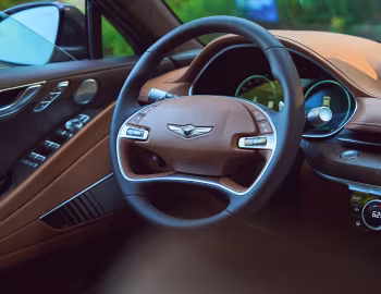 Интерьер 2023–24 Genesis Electrified G80 [North America] (RG3) '2022–24