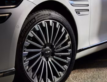 Genesis Electrified G80 [Australia] (RG3) '2022–24
