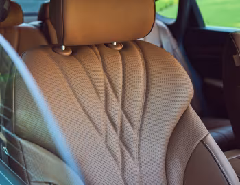 Интерьер 2023–24 Genesis Electrified G80 [North America] (RG3) '2022–24