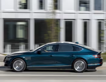 Genesis Electrified G80 [Worldwide] (RG3) '2021–24