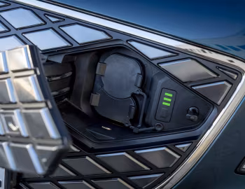 Genesis Electrified G80 [Worldwide] (RG3) '2021–24