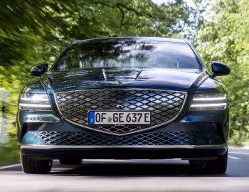 Genesis Electrified G80 [Worldwide] (RG3) '2021–24