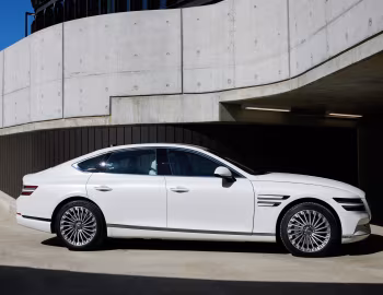 Genesis Electrified G80 [Australia] (RG3) '2022–24