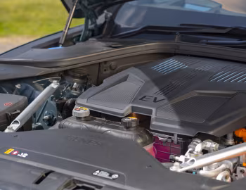Под капотом Genesis Electrified G80 [UK-spec] (RG3) '2022–24