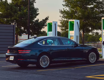 2023–24 Genesis Electrified G80 [North America] (RG3) '2022–24