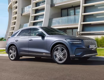 Genesis Electrified GV70 [Australia] '2025–pr.