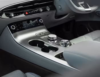 Интерьер Genesis Electrified GV70 [UK-spec] '2025–н.в.