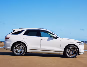 Genesis Electrified GV70 [Australia] '2022–24