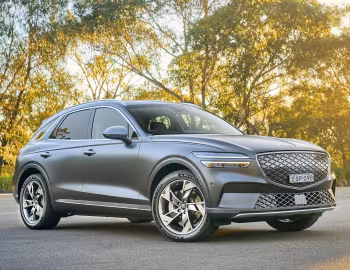 Genesis Electrified GV70 [Australia] '2022–24