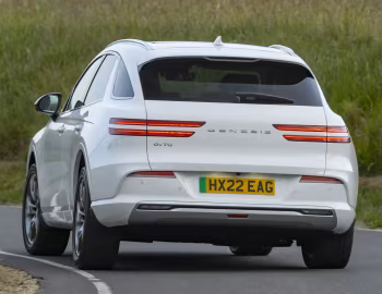 Genesis Electrified GV70 [UK-spec] '2022–24