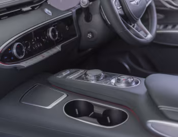 Интерьер Genesis Electrified GV70 [UK-spec] '2022–24