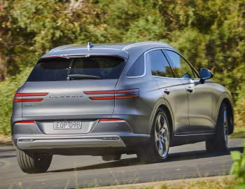 Genesis Electrified GV70 [Australia] '2022–24