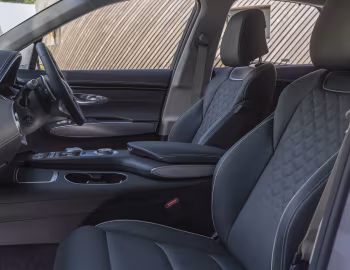 Интерьер Genesis Electrified GV70 [UK-spec] '2022–24