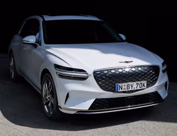 Genesis Electrified GV70 [Australia] '2022–24