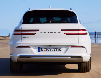 Genesis Electrified GV70 [Australia] '2022–24
