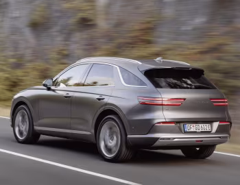 Genesis Electrified GV70 [Worldwide] '2022–24