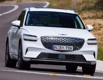Genesis Electrified GV70 [Australia] '2022–24