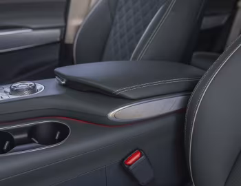Интерьер Genesis Electrified GV70 [UK-spec] '2022–24