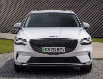 Genesis Electrified GV70 [UK-spec] '2022–24