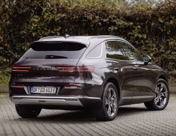 Genesis Electrified GV70 [Worldwide] '2022–24