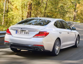 Genesis G70 2.0T [Australia] '2019–21