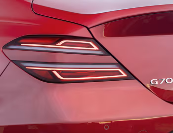 Genesis G70 2.0T [UK-spec] '2021–н.в.