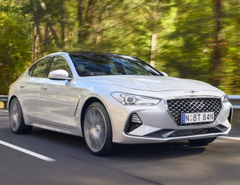 Genesis G70 2.0T [Australia] '2019–21
