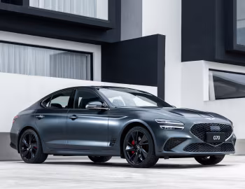 Genesis G70 2.0T AWD "Edition 1" [China] '2021