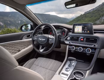 Intérieur Genesis G70 2.0T HTRAC [CIS] '2018–21