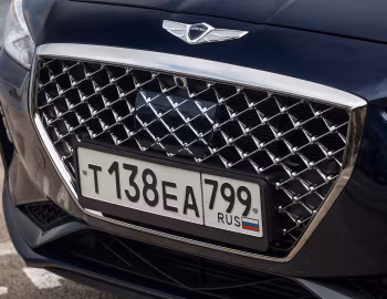 Genesis G70 2.0T HTRAC [CIS] '2018–21