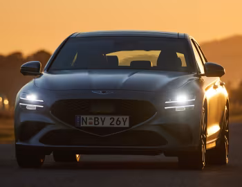 Genesis G70 2.0T Shooting Brake [Australia] '2021–23