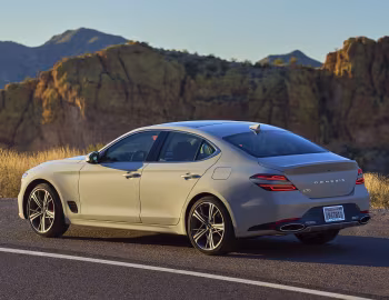 2024–pr. Genesis G70 2.5T [North America] '2024–pr.