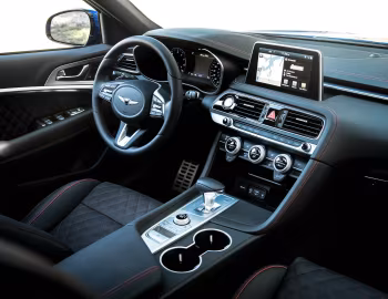 Интерьер 2019–21 Genesis G70 3.3T [North America] '2018–21