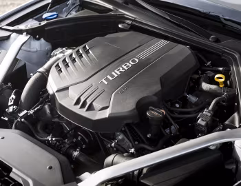 Под капотом 2022–23 Genesis G70 3.3T AWD [North America] '2021–23