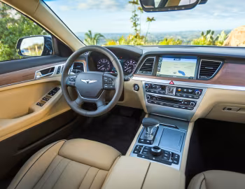 Интерьер 2018–20 Genesis G80 [North America] (DH) '2017–20