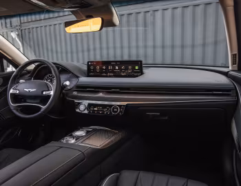 Интерьер 2021–24 Genesis G80 2.5T [North America] (RG3) '2020–24