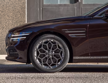 2021–24 Genesis G80 2.5T [North America] (RG3) '2020–24
