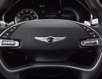 Интерьер 2021–24 Genesis G80 2.5T [North America] (RG3) '2020–24