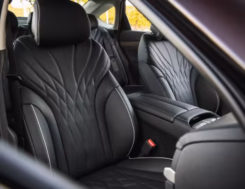 Интерьер 2021–24 Genesis G80 2.5T [North America] (RG3) '2020–24