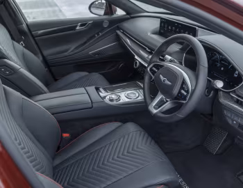 Интерьер Genesis G80 2.5T Sport [UK-spec] (RG3) '2022–25
