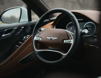 Интерьер 2021–24 Genesis G80 3.5T AWD [North America] (RG3) '2020–24