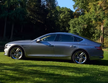 Genesis G80 AWD [China] (RG3) '2024–pr.