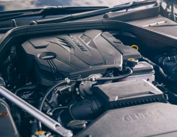 Под капотом Genesis G80 2.5T AWD [UK-spec] (RG3) '2021–25