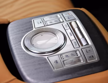 Интерьер Genesis G80 AWD [South Korea] (RG3) '03.2020–12.2023