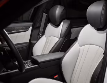 Интерьер 2018–20 Genesis G80 Sport [North America] (DH) '2017–20