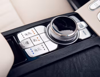 Интерьер 2020–22 Genesis G90 [North America] '2019–21