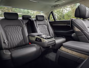 Интерьер 2020–22 Genesis G90 [North America] '2019–21